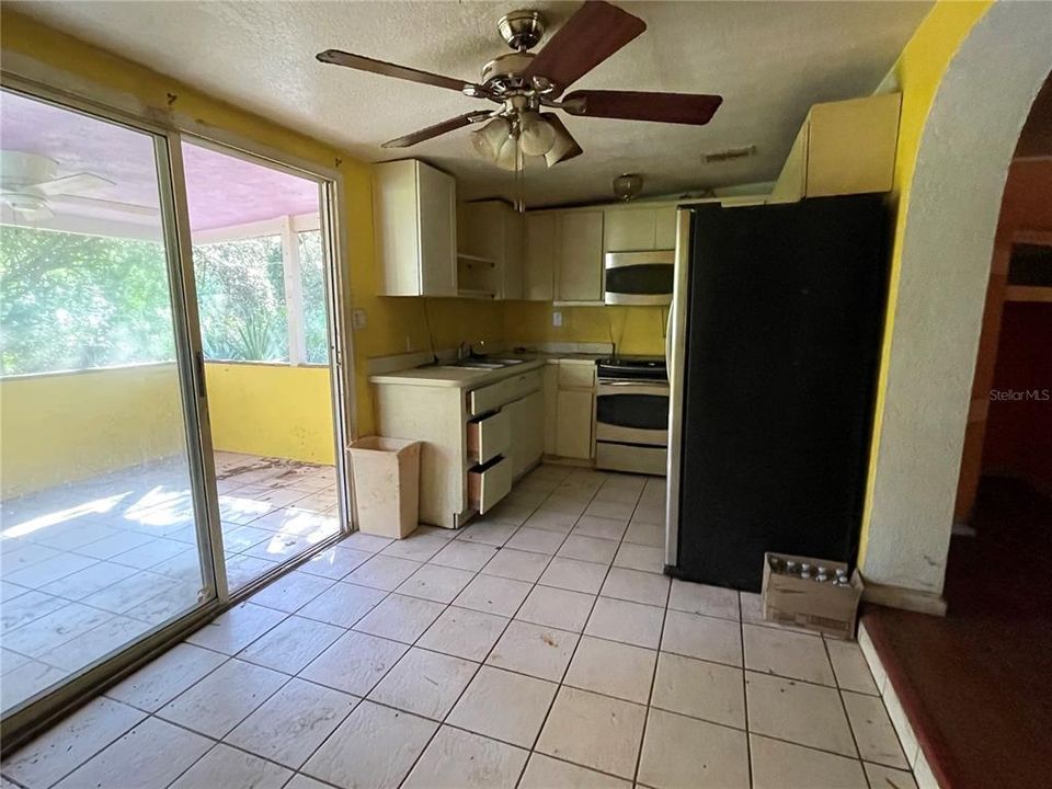 Kitchen/Dining/Screened Porch