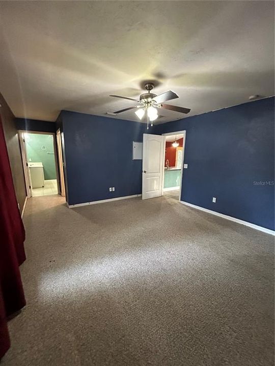 For Rent: $2,150 (3 beds, 2 baths, 1659 Square Feet)