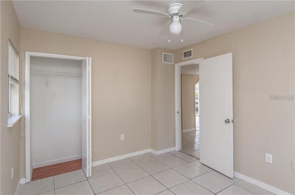 For Sale: $249,900 (3 beds, 2 baths, 1172 Square Feet)