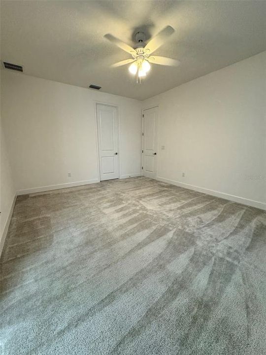 For Rent: $2,950 (4 beds, 2 baths, 2116 Square Feet)