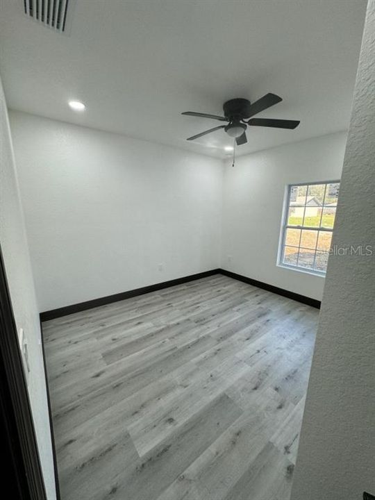 Vendido Recientemente: $290,000 (3 camas, 2 baños, 1534 Pies cuadrados)