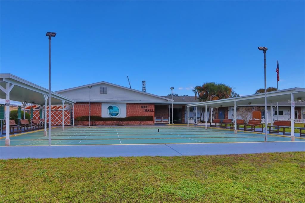 Club House(Shuffle Board Court)