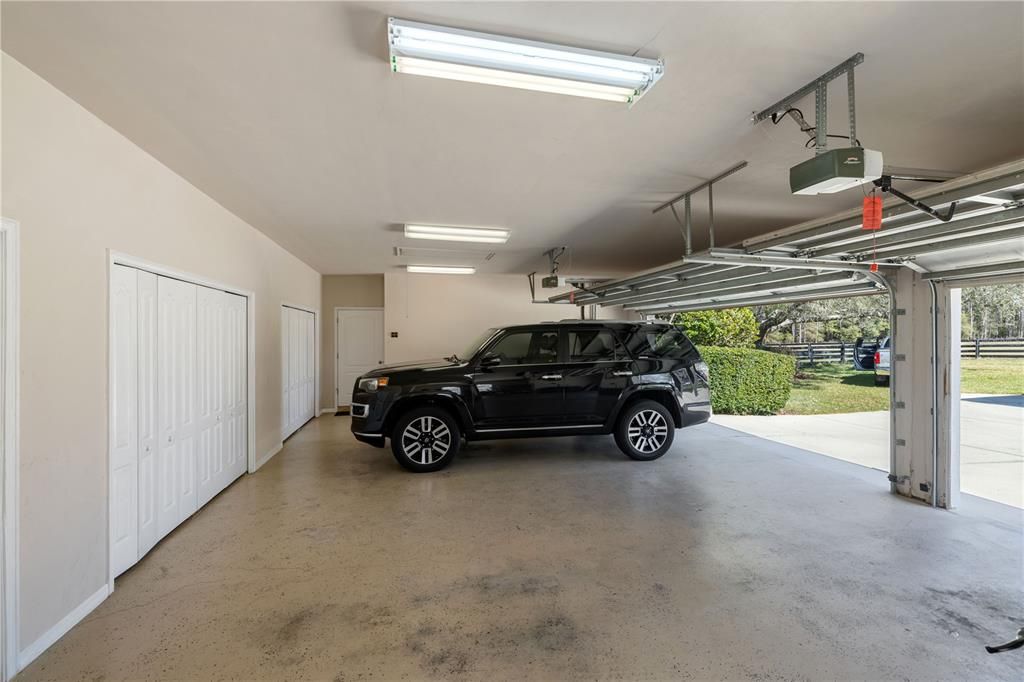 3 car garage