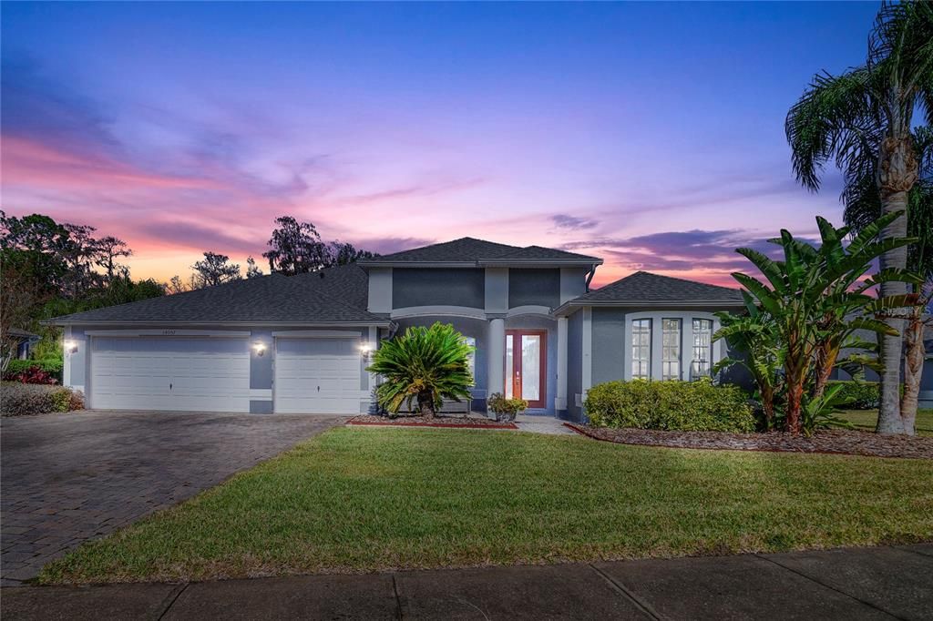 Recently Sold: $775,000 (4 beds, 2 baths, 2420 Square Feet)