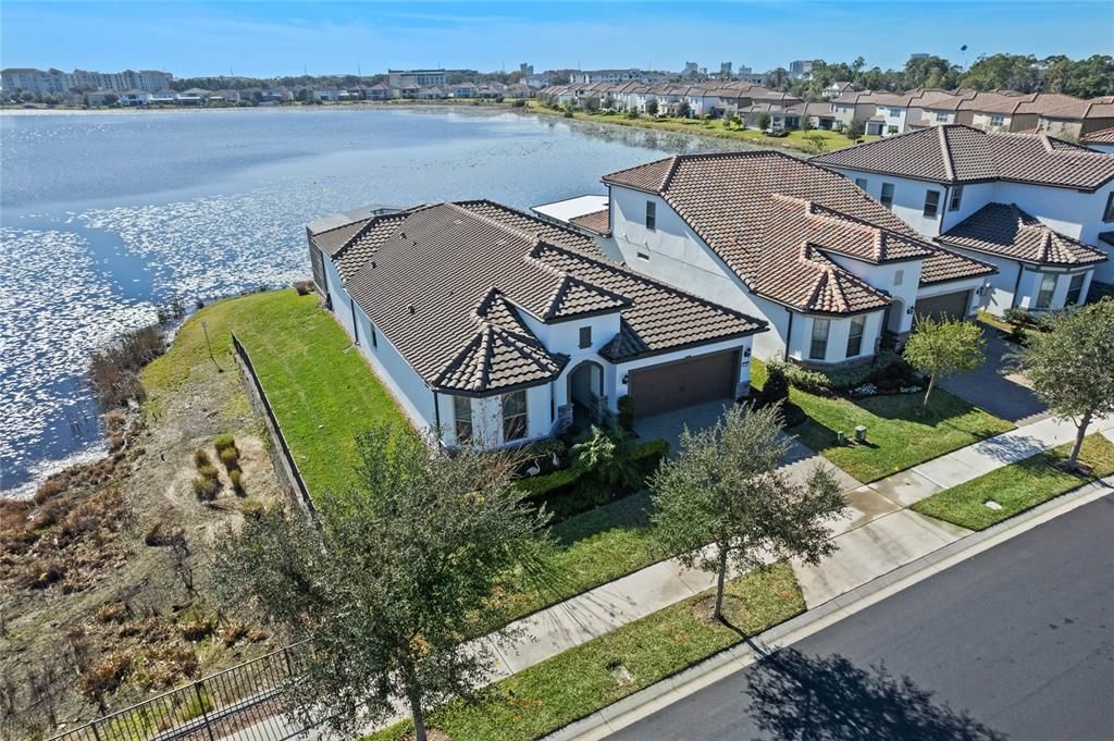 Recently Sold: $999,990 (3 beds, 2 baths, 2104 Square Feet)