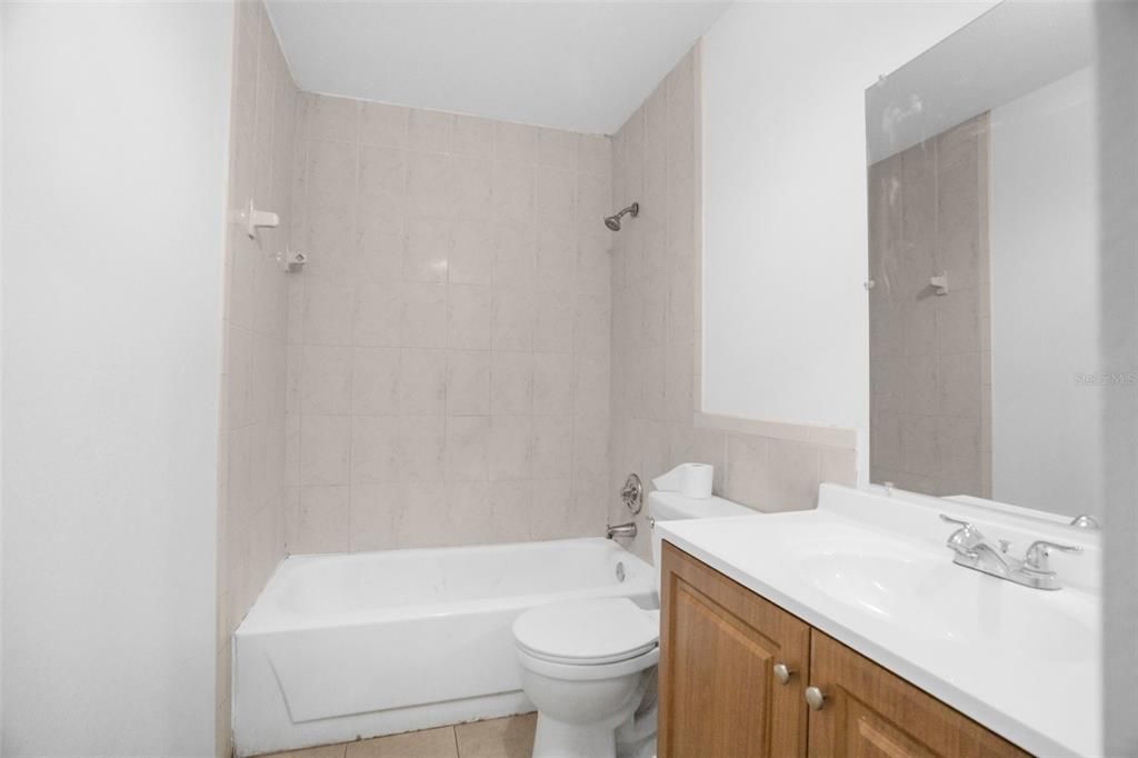 Недавно арендовано: $2,100 (3 спален, 2 ванн, 1104 Квадратных фут)