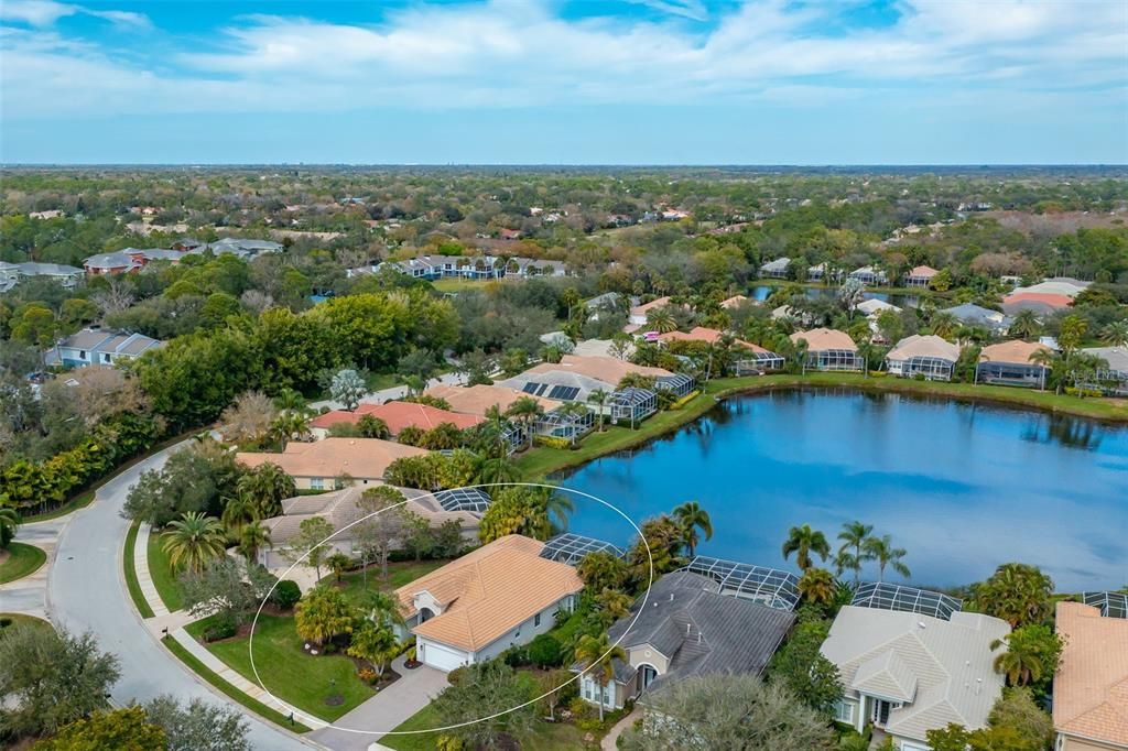 Recently Sold: $1,075,000 (2 beds, 2 baths, 2540 Square Feet)