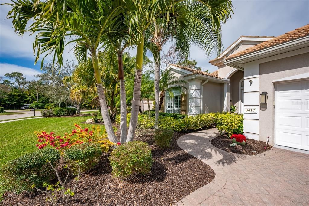 Recently Sold: $1,075,000 (2 beds, 2 baths, 2540 Square Feet)