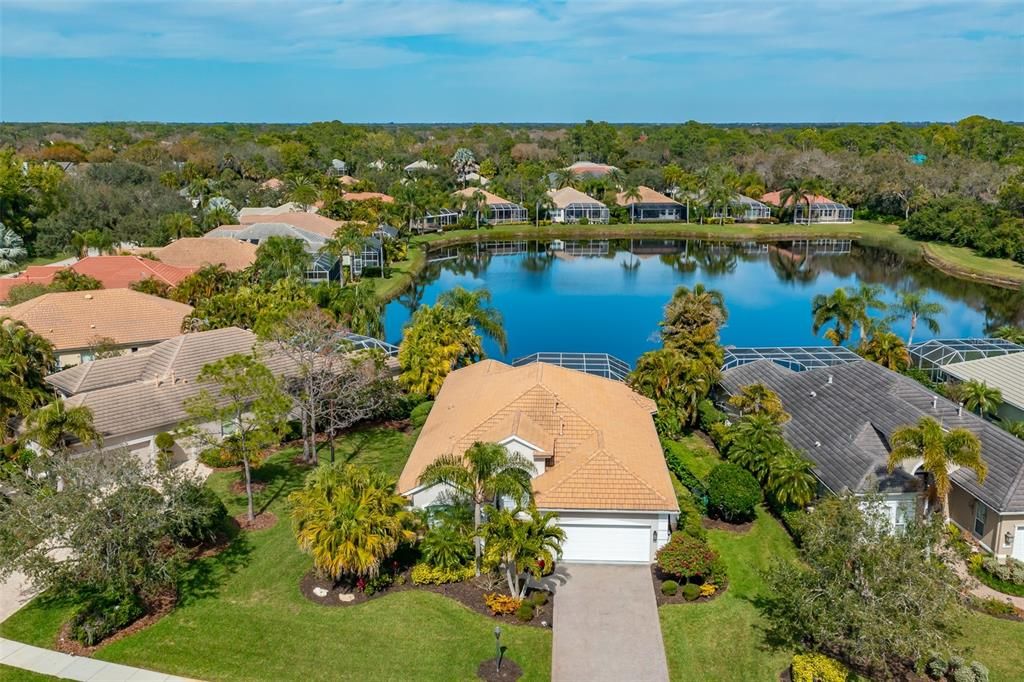 Recently Sold: $1,075,000 (2 beds, 2 baths, 2540 Square Feet)