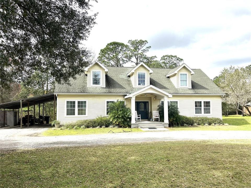 For Sale: $1,500,000 (5 beds, 3 baths, 2788 Square Feet)