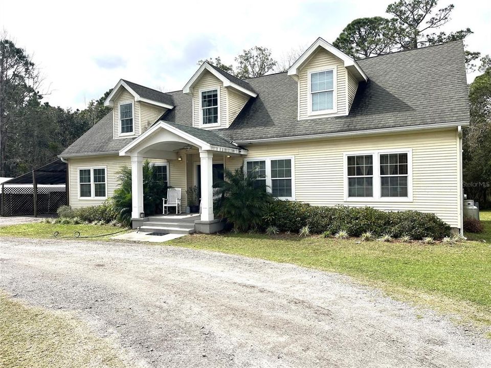 For Sale: $1,500,000 (5 beds, 3 baths, 2788 Square Feet)