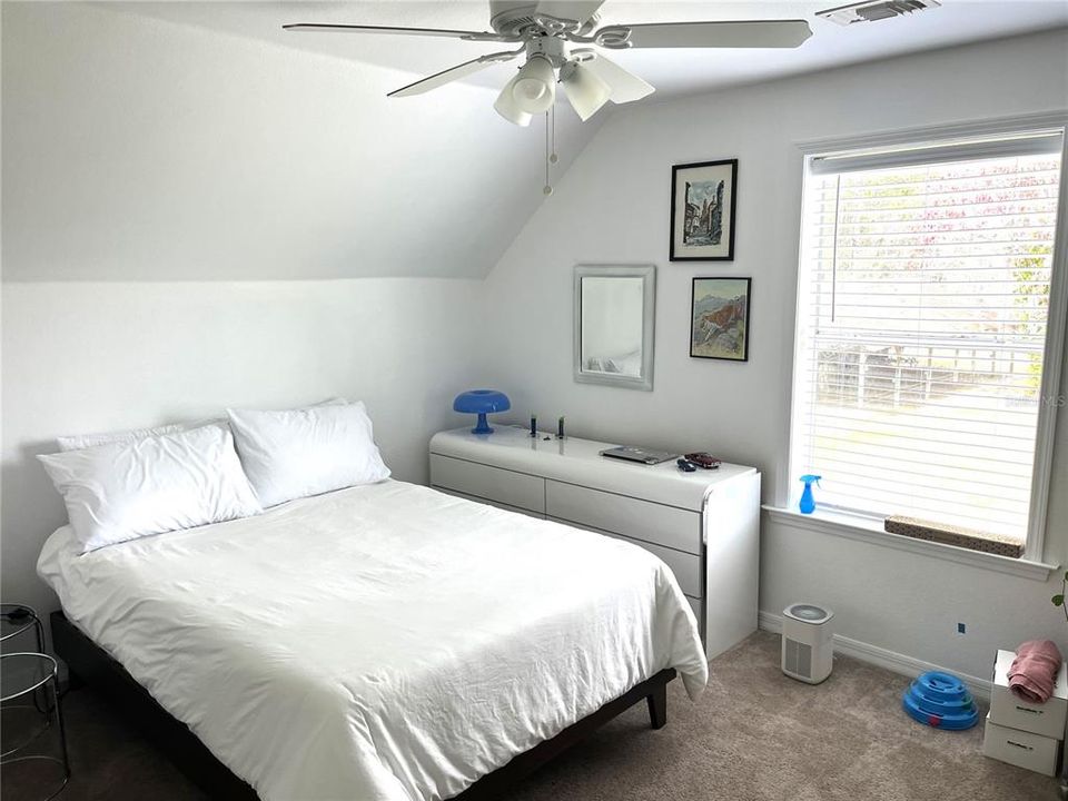 For Sale: $1,500,000 (5 beds, 3 baths, 2788 Square Feet)