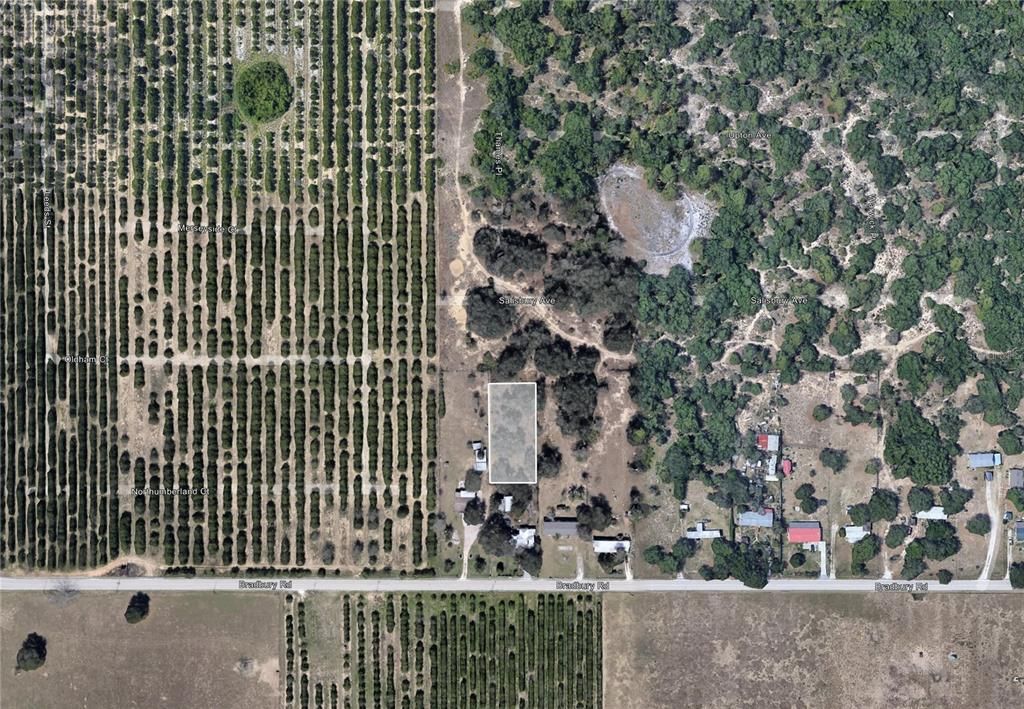 На продажу: $199,900 (1.58 acres)