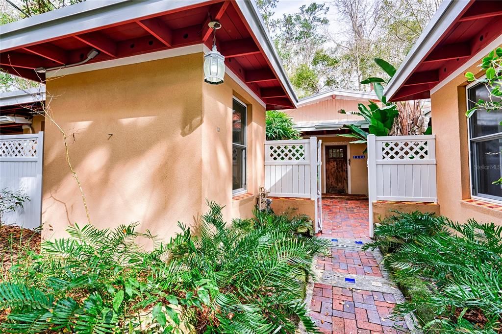 Entrance to front door