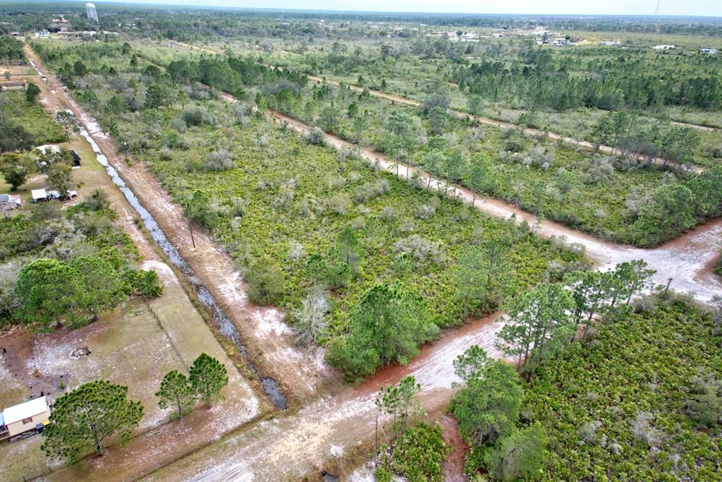 Active With Contract: $26,000 (1.05 acres)