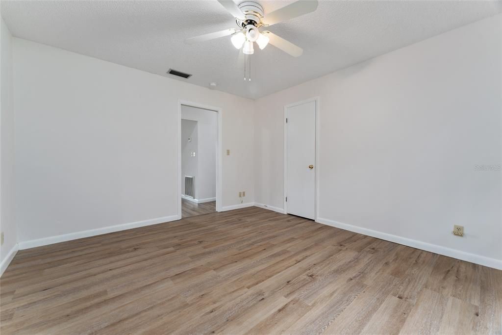 For Rent: $2,950 (3 beds, 2 baths, 1781 Square Feet)