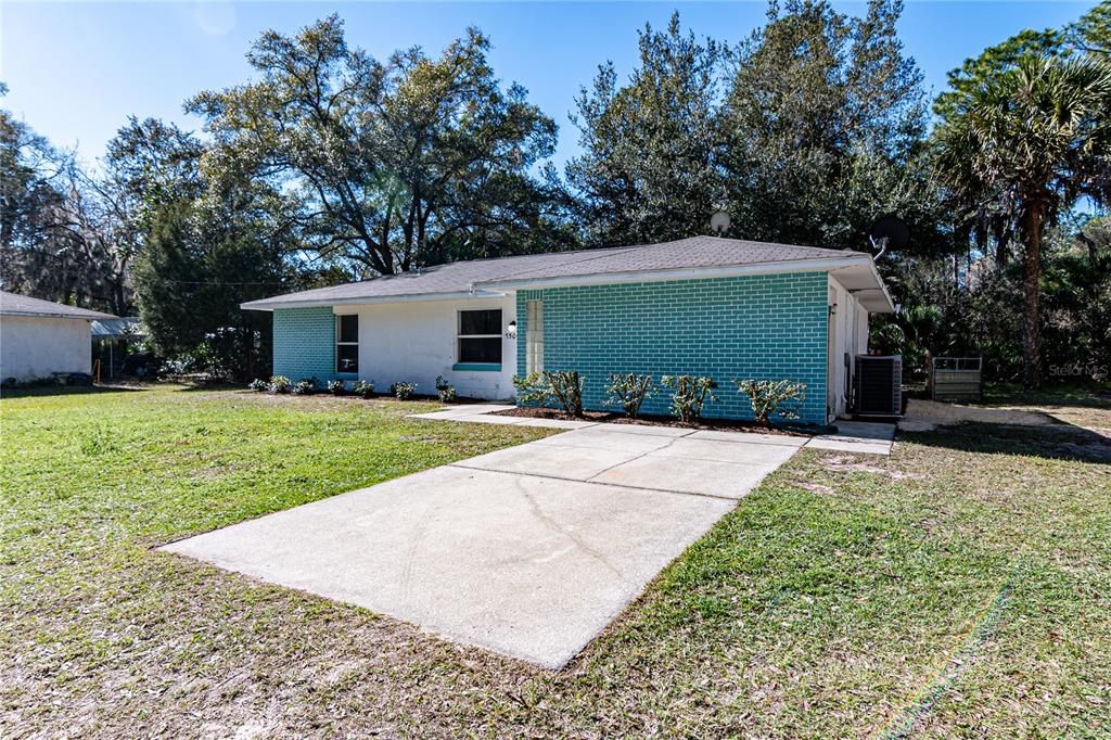 Recently Sold: $159,000 (3 beds, 2 baths, 1216 Square Feet)