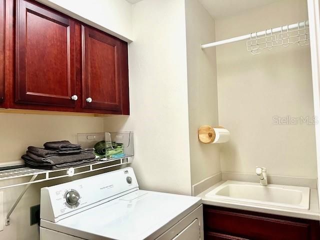 For Rent: $6,000 (3 beds, 2 baths, 1684 Square Feet)