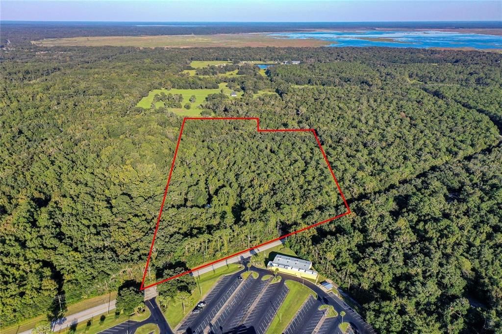 На продажу: $3,500,000 (10.00 acres)