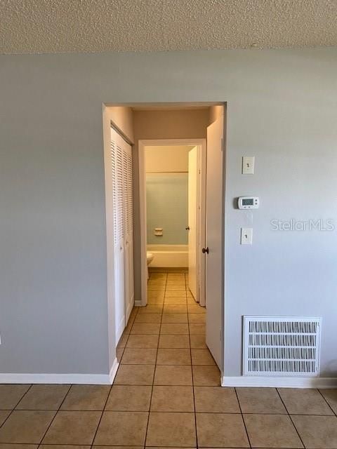 Recently Rented: $1,400 (2 beds, 2 baths, 1036 Square Feet)