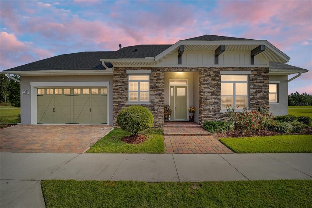 Recently Sold: $319,000 (2 beds, 2 baths, 1501 Square Feet)