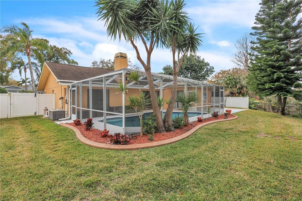 For Sale: $675,000 (4 beds, 2 baths, 1982 Square Feet)