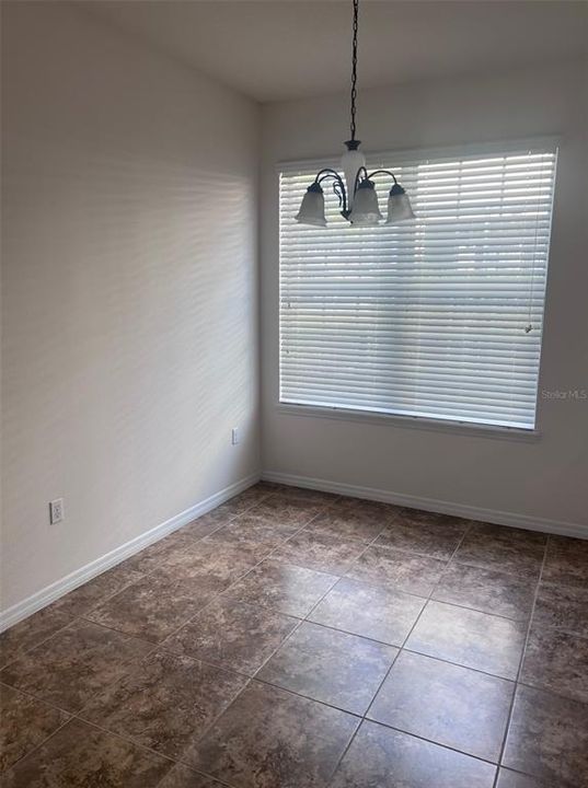 Active With Contract: $2,750 (3 beds, 2 baths, 1776 Square Feet)