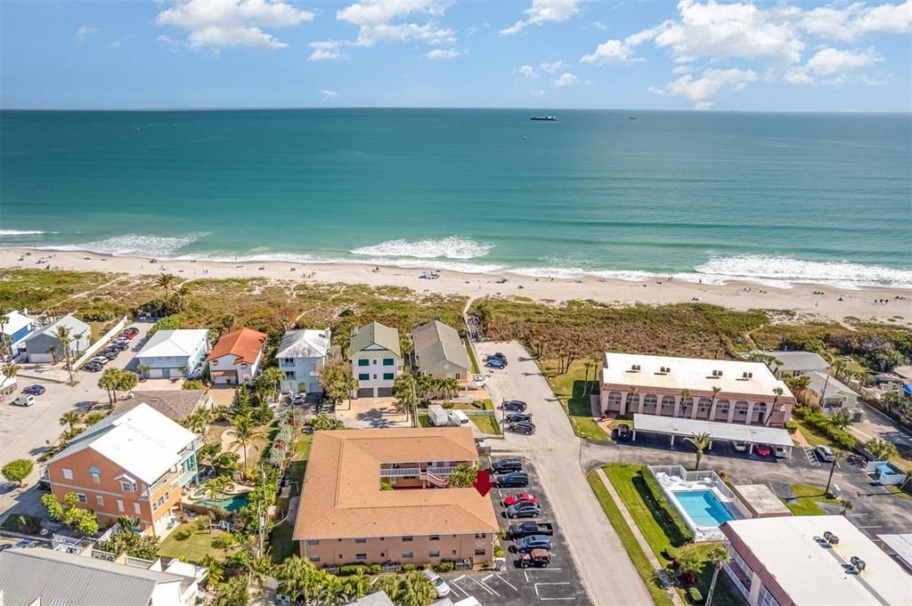 Recently Sold: $257,500 (2 beds, 1 baths, 812 Square Feet)