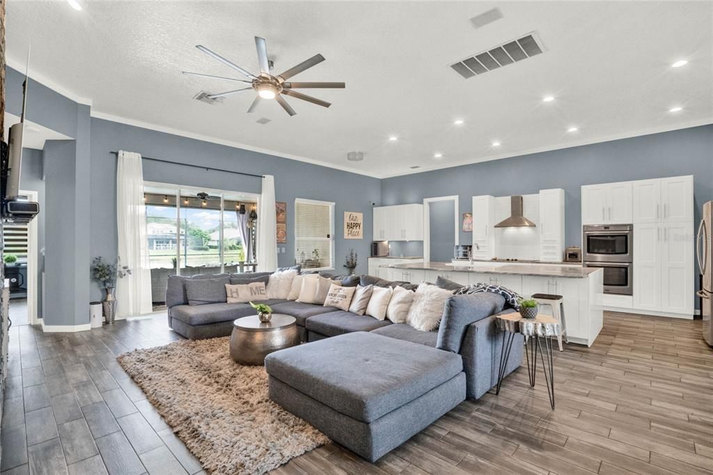Recently Sold: $750,000 (5 beds, 3 baths, 3080 Square Feet)