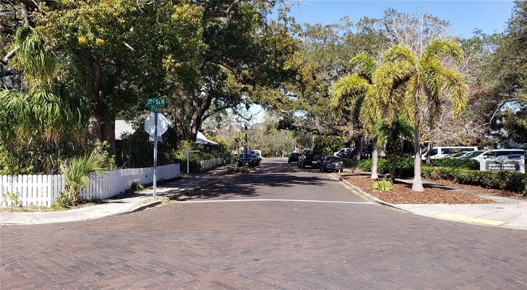 Recently Sold: $1,500,000 (3 beds, 2 baths, 1866 Square Feet)