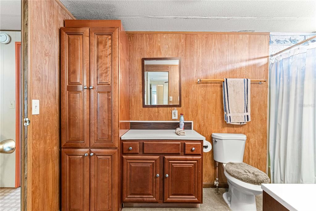 待售: $125,000 (2 贝兹, 2 浴室, 1288 平方英尺)