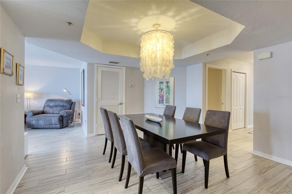 Recently Sold: $550,000 (2 beds, 2 baths, 1660 Square Feet)