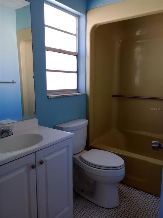 Recently Rented: $900 (1 beds, 1 baths, 625 Square Feet)