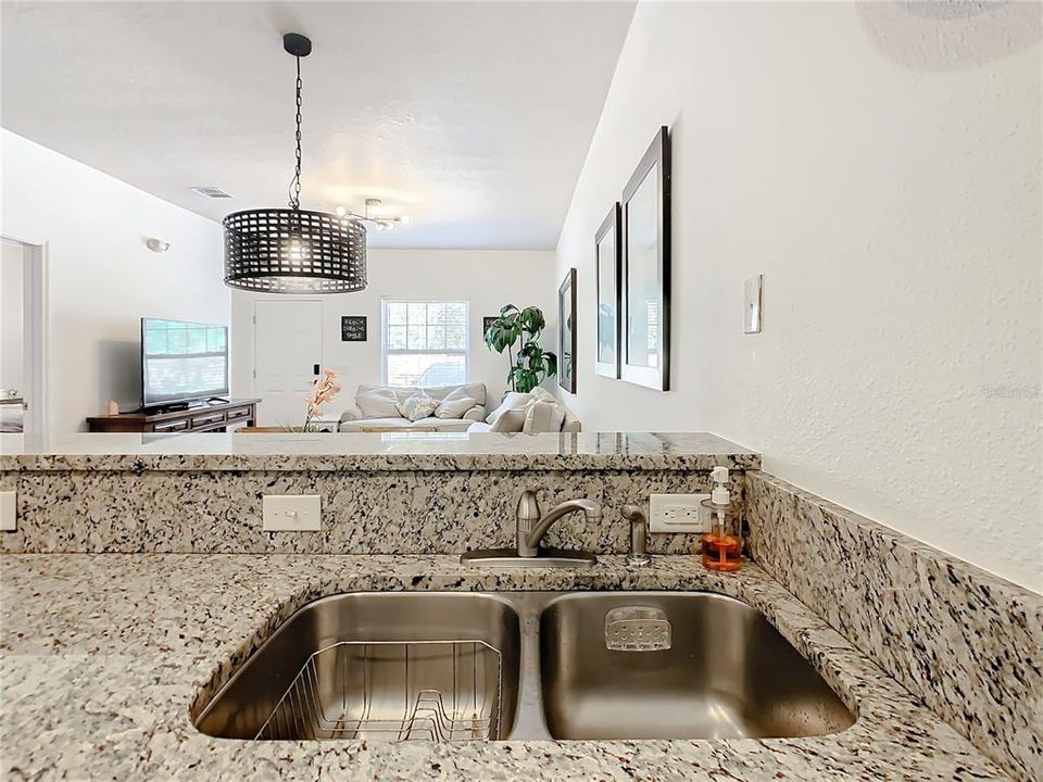 For Sale: $321,990 (3 beds, 2 baths, 1300 Square Feet)