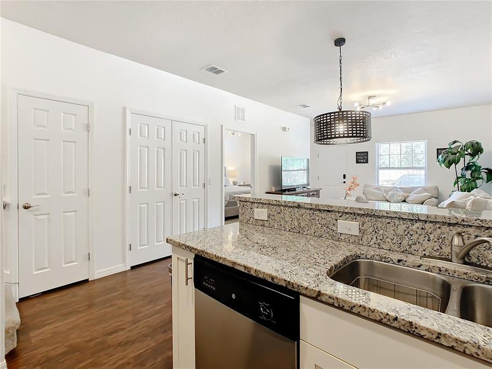 For Sale: $321,990 (3 beds, 2 baths, 1300 Square Feet)