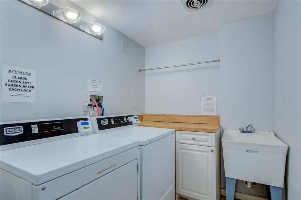For Sale: $578,000 (2 beds, 2 baths, 1345 Square Feet)