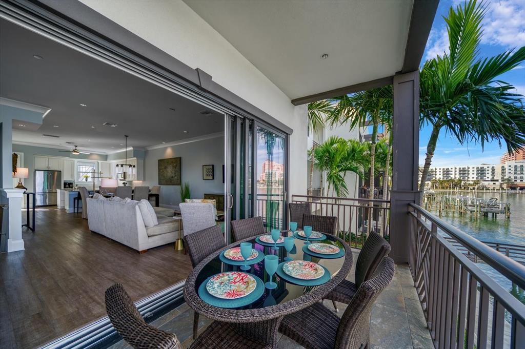 For Sale: $1,899,000 (3 beds, 2 baths, 2551 Square Feet)