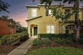 Recently Rented: $1,800 (3 beds, 2 baths, 1477 Square Feet)