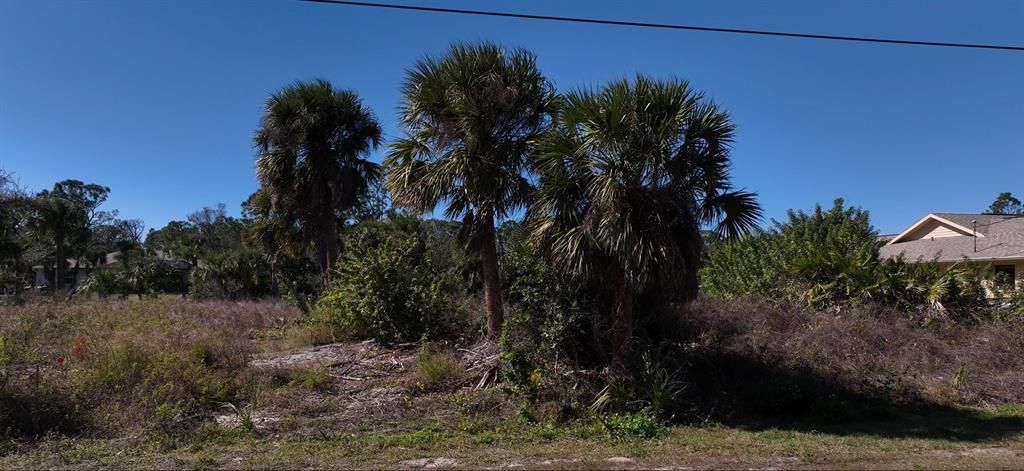 待售: $110,000 (0.24 acres)