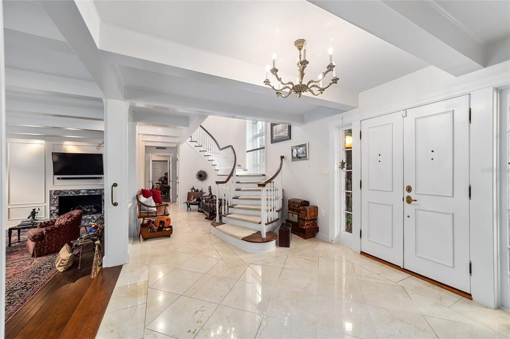 Recently Sold: $1,780,000 (5 beds, 6 baths, 6399 Square Feet)