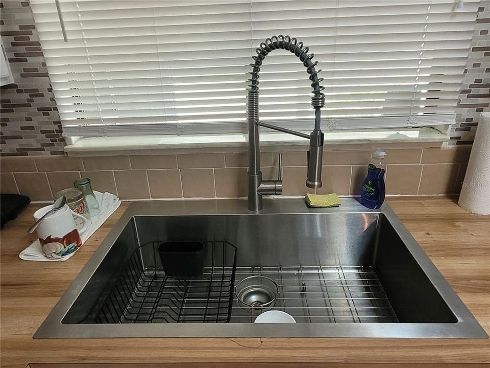 Beautiful Stainless Steel Sink