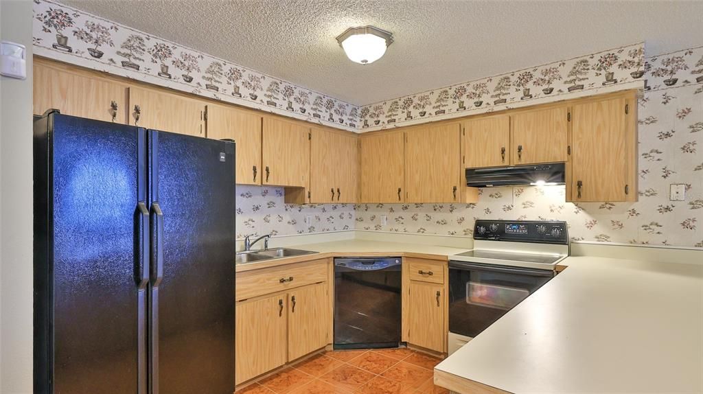Recently Sold: $169,900 (1 beds, 1 baths, 867 Square Feet)