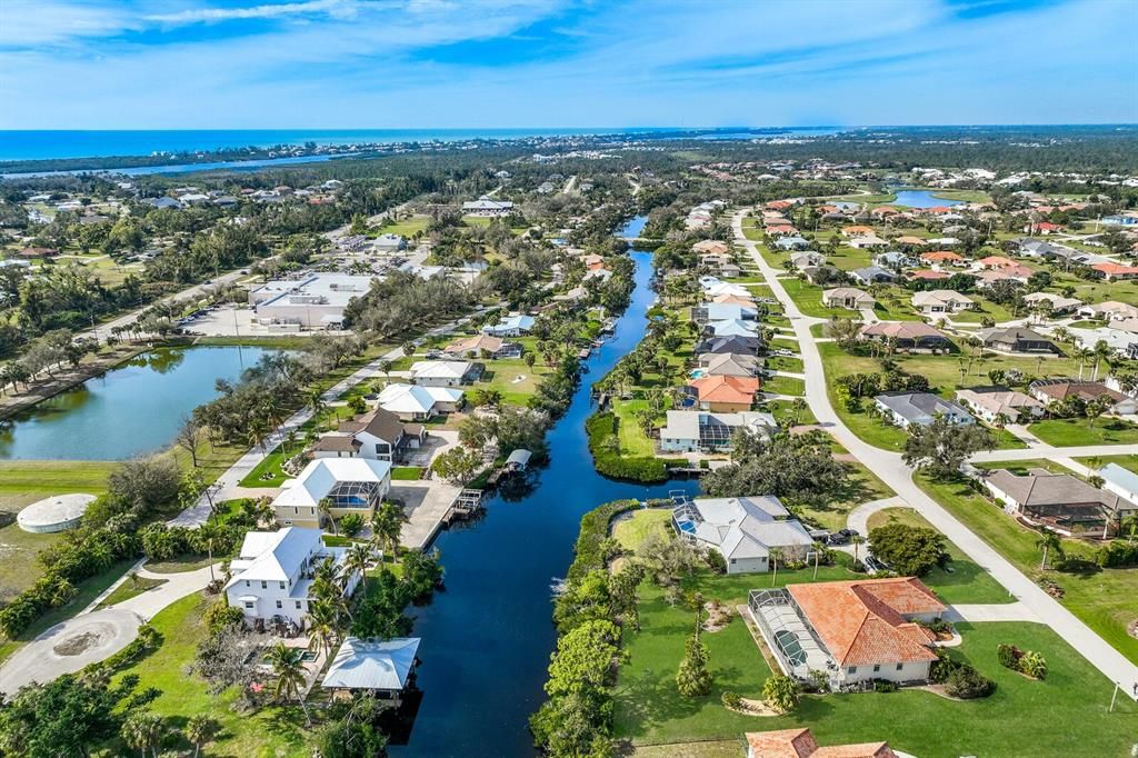 Active With Contract: $895,000 (3 beds, 2 baths, 2725 Square Feet)