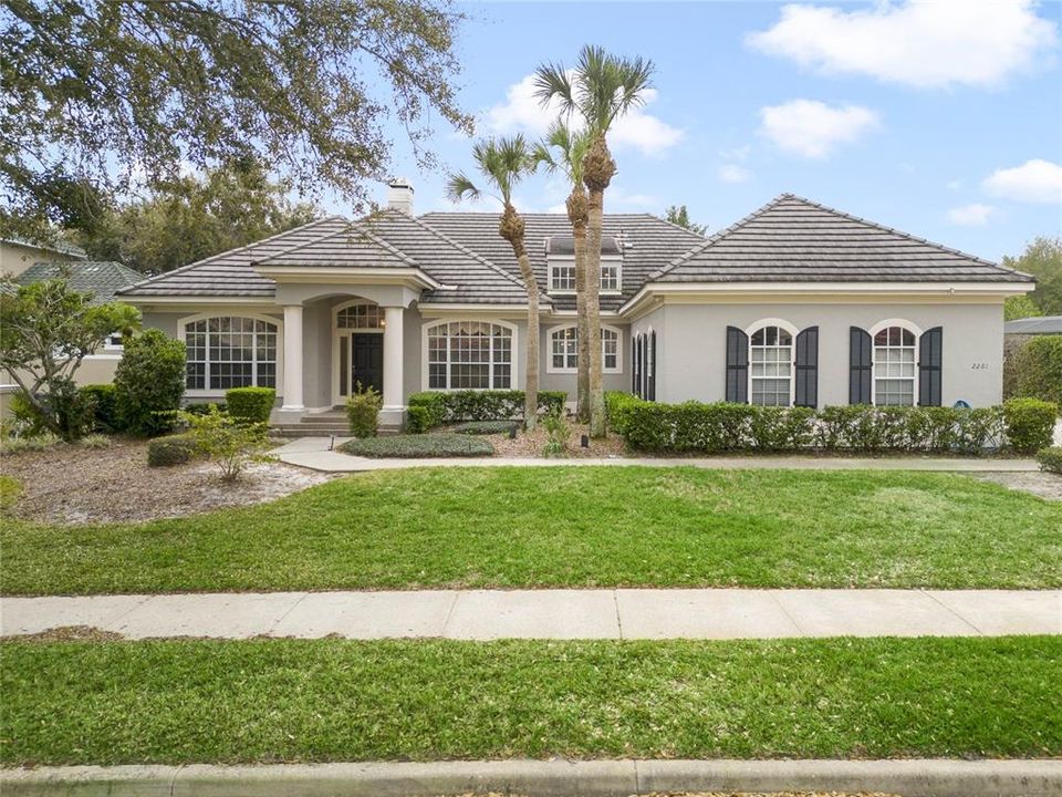 Recently Sold: $725,000 (4 beds, 3 baths, 2996 Square Feet)