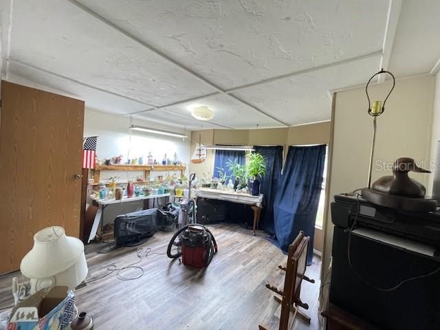 For Sale: $95,000 (2 beds, 2 baths, 789 Square Feet)