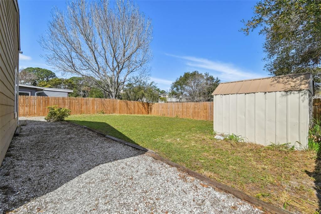 Active With Contract: $2,200 (3 beds, 2 baths, 1035 Square Feet)