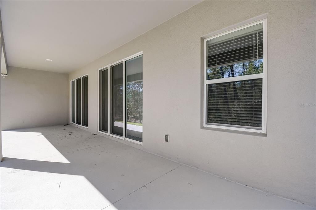 Active With Contract: $385,000 (4 beds, 3 baths, 2223 Square Feet)