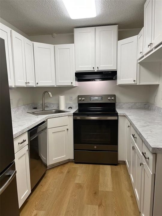 For Rent: $1,550 (2 beds, 2 baths, 1025 Square Feet)