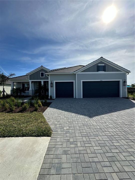 Recently Sold: $953,131 (4 beds, 3 baths, 2868 Square Feet)