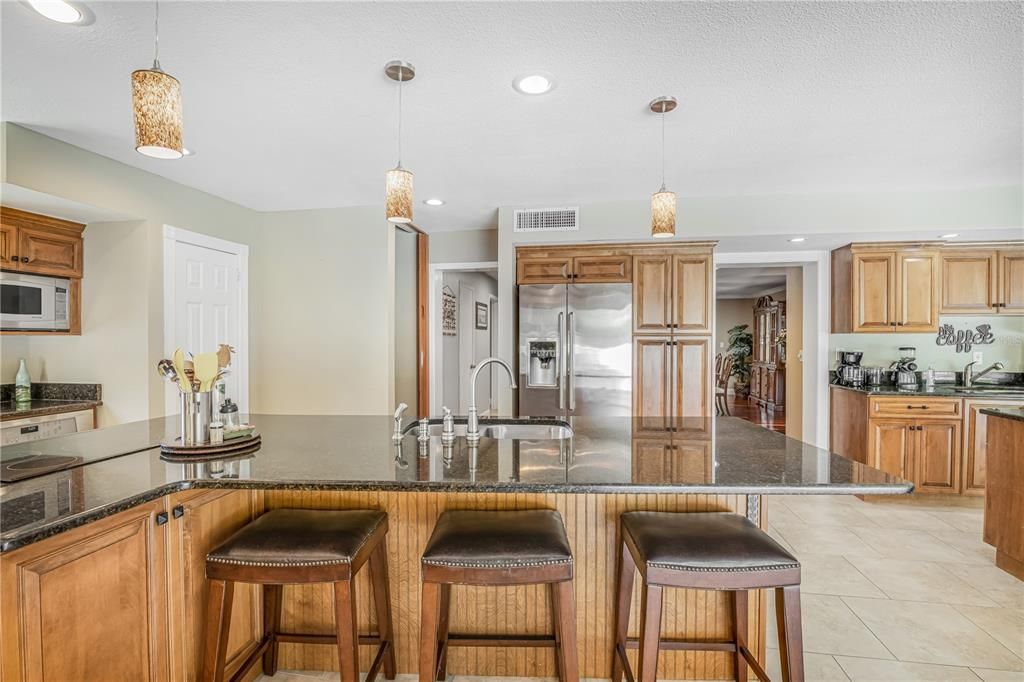 Recently Sold: $665,000 (5 beds, 4 baths, 4310 Square Feet)
